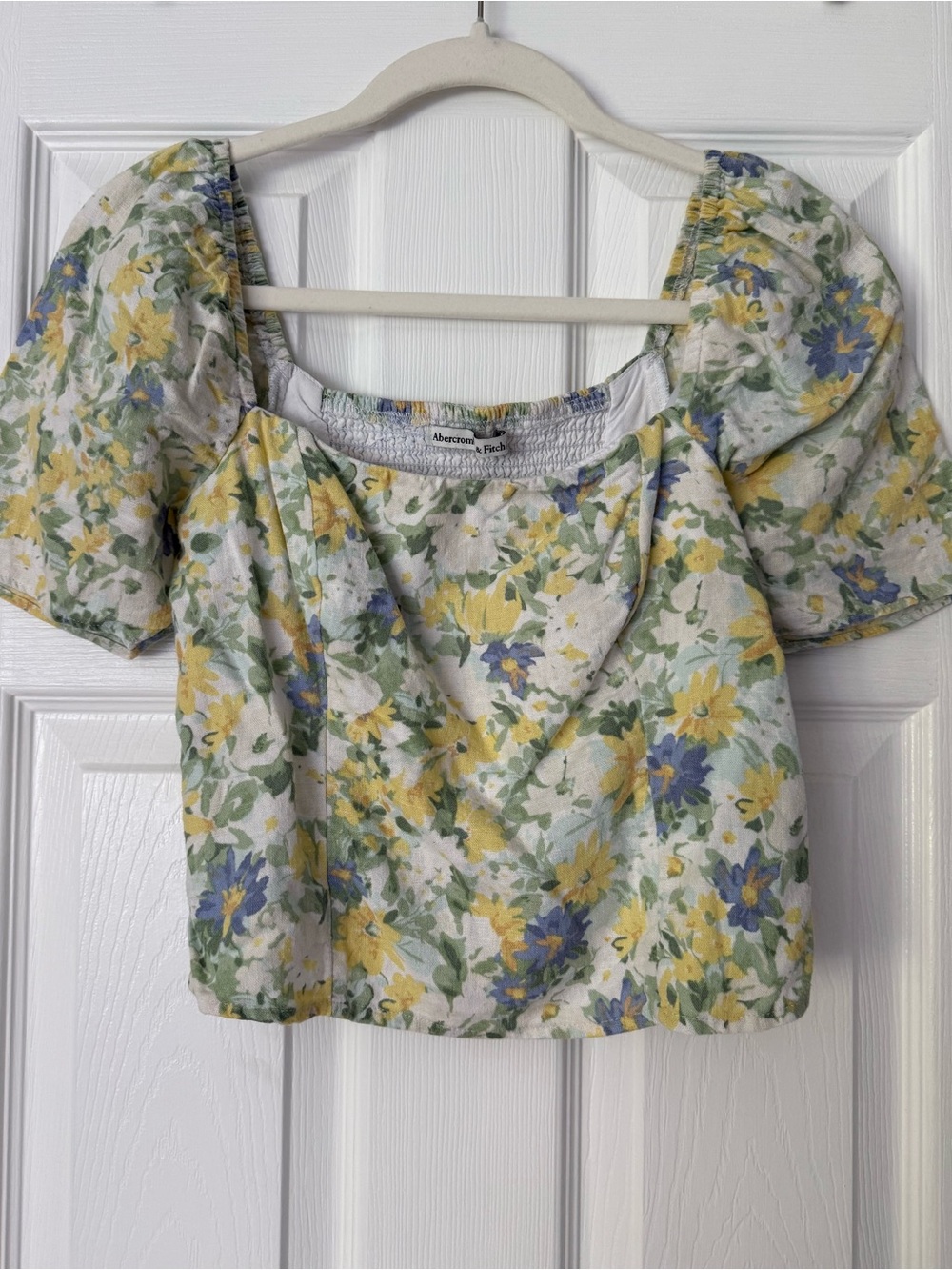 Abercrombie & Fitch Linen Blend Floral Puff-Sleeve Crop Top
